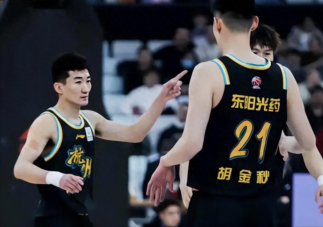 湖南男篮策略明智，成功反击湖北队