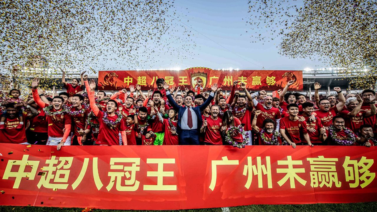 广州恒大客场狂胜,上海申花遭逢惨败