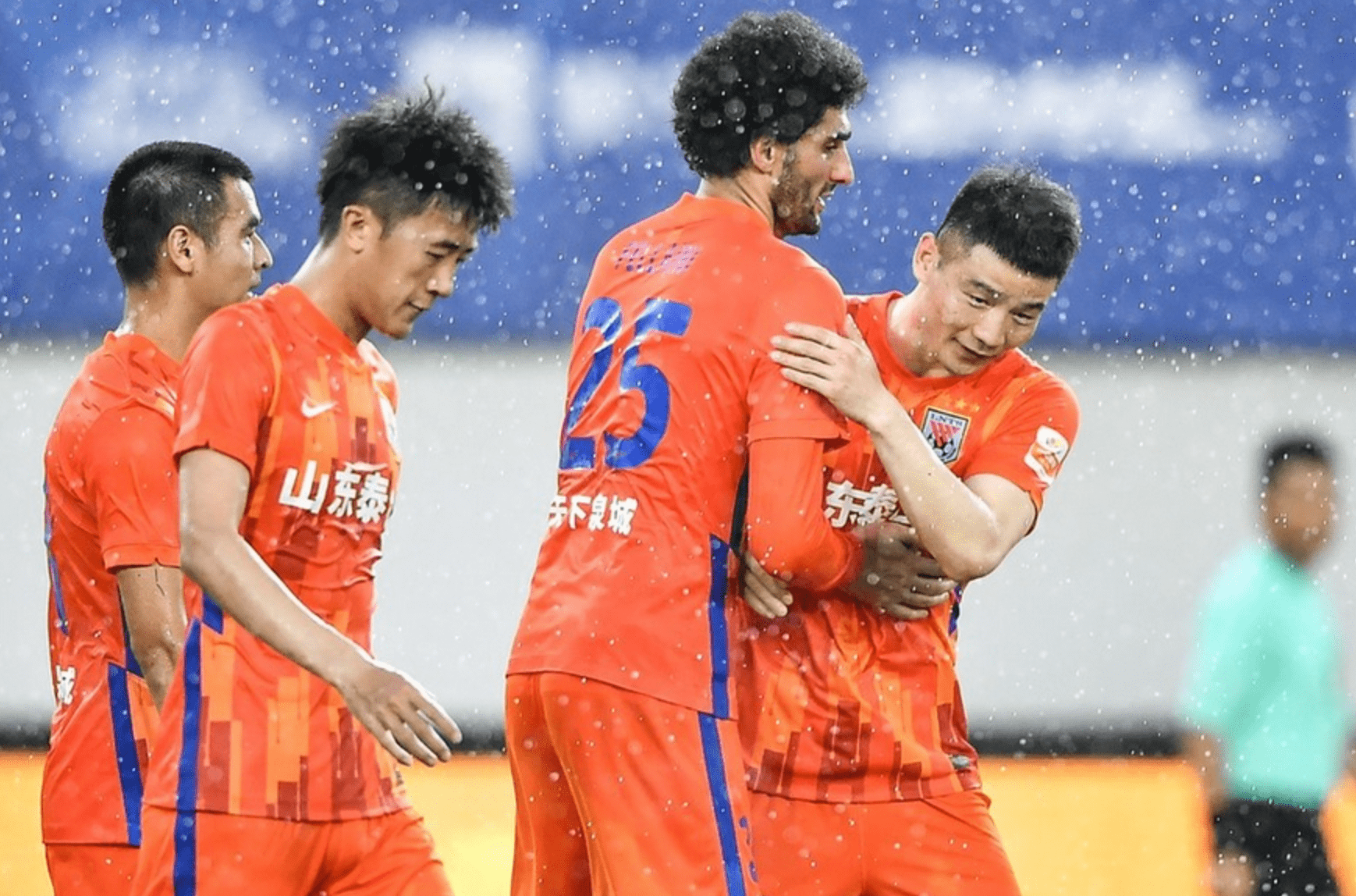 联赛领头羊延续不败纪录,继续领跑积分榜