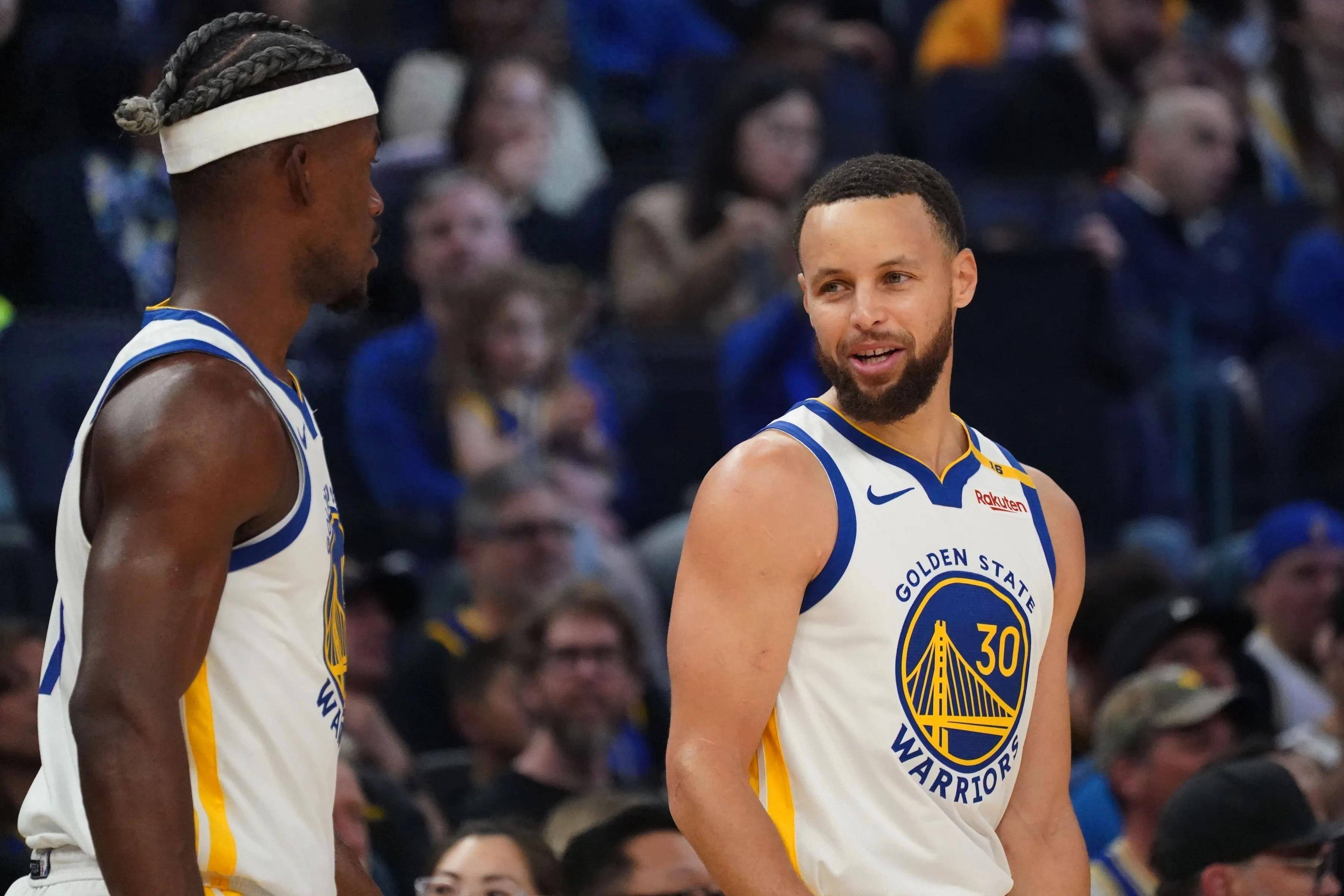 包含尼克斯连胜态势良好,球队士气高涨的词条