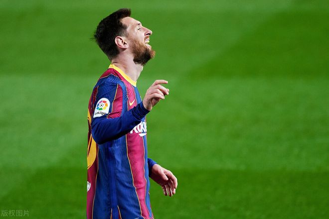 关于格拉纳达惊险获胜，保持领先的信息