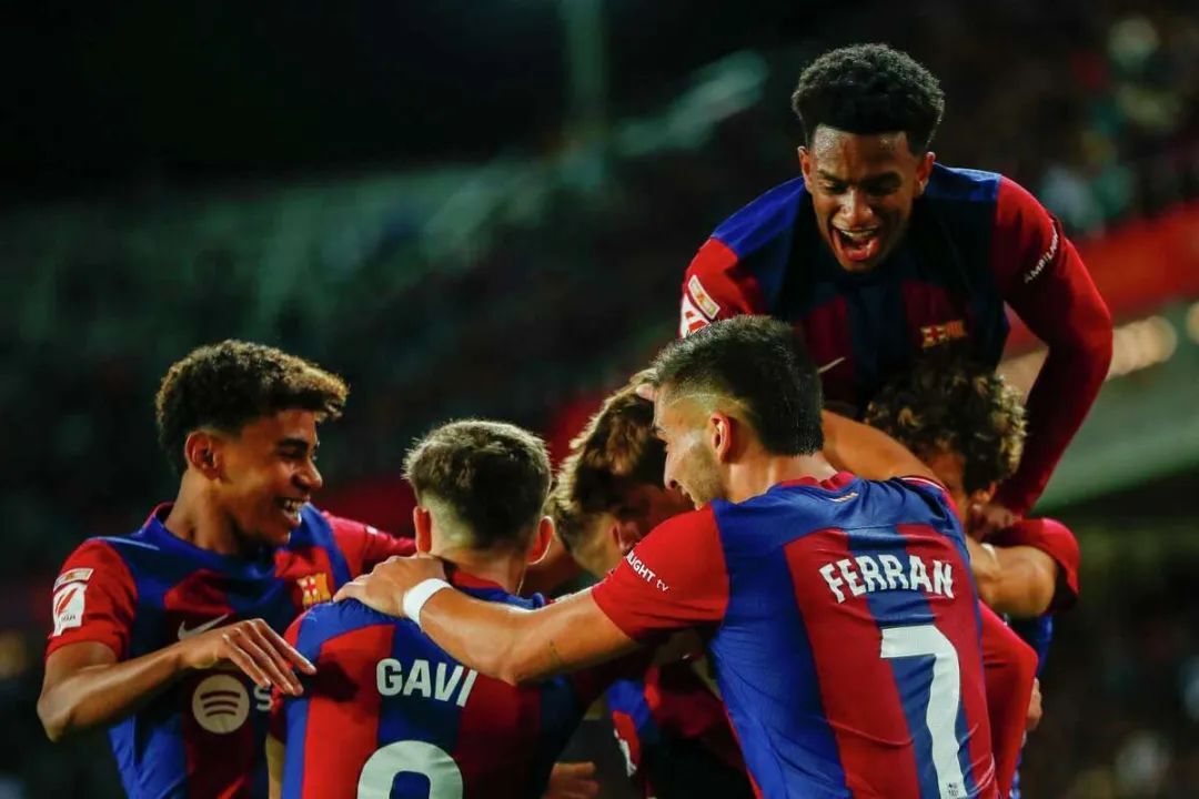 塞维利亚绝杀巴萨,助力冲击欧战资格的简单介绍