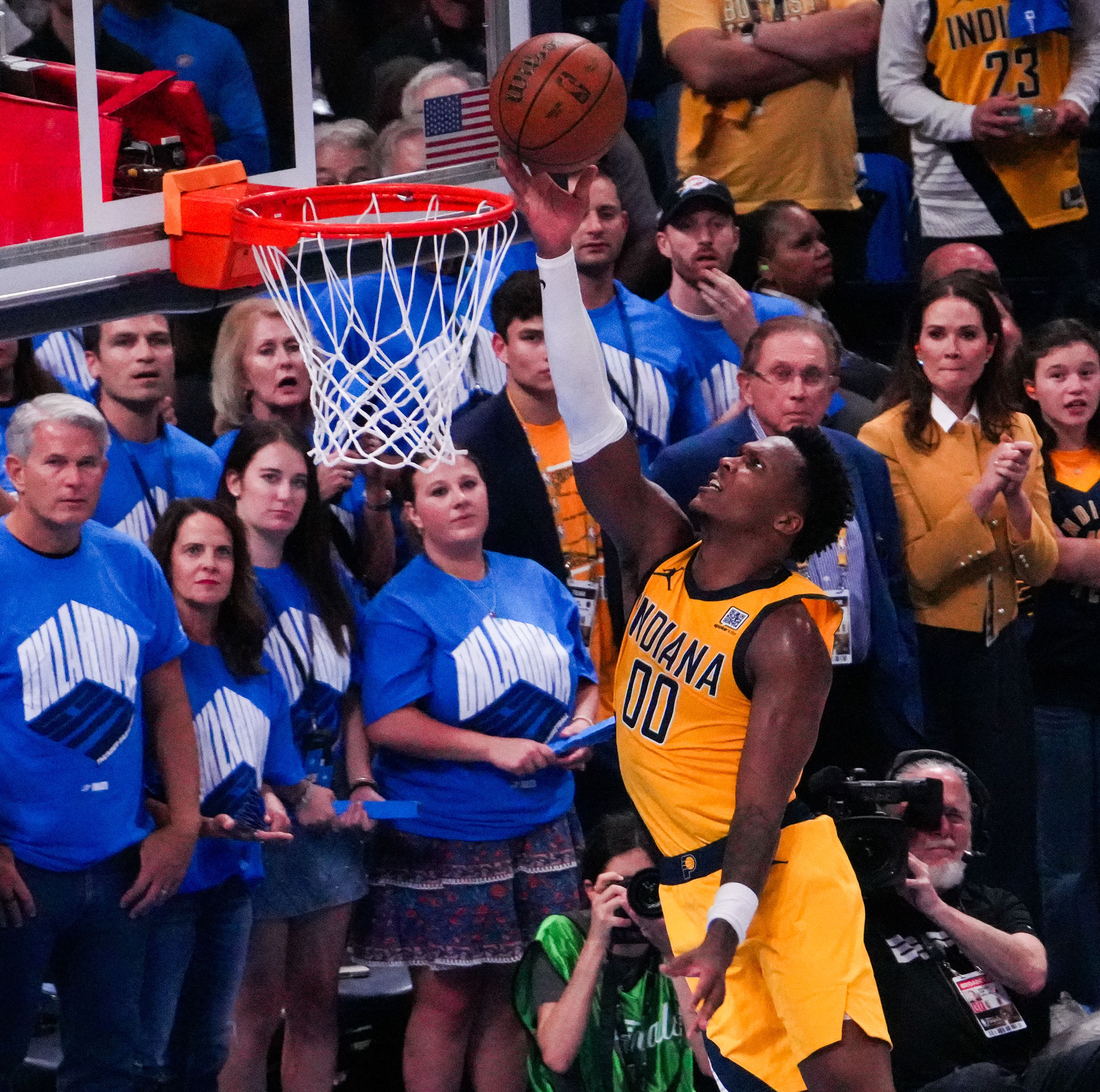 雷霆签下新秀球员,注入新鲜血液,备战季后赛!