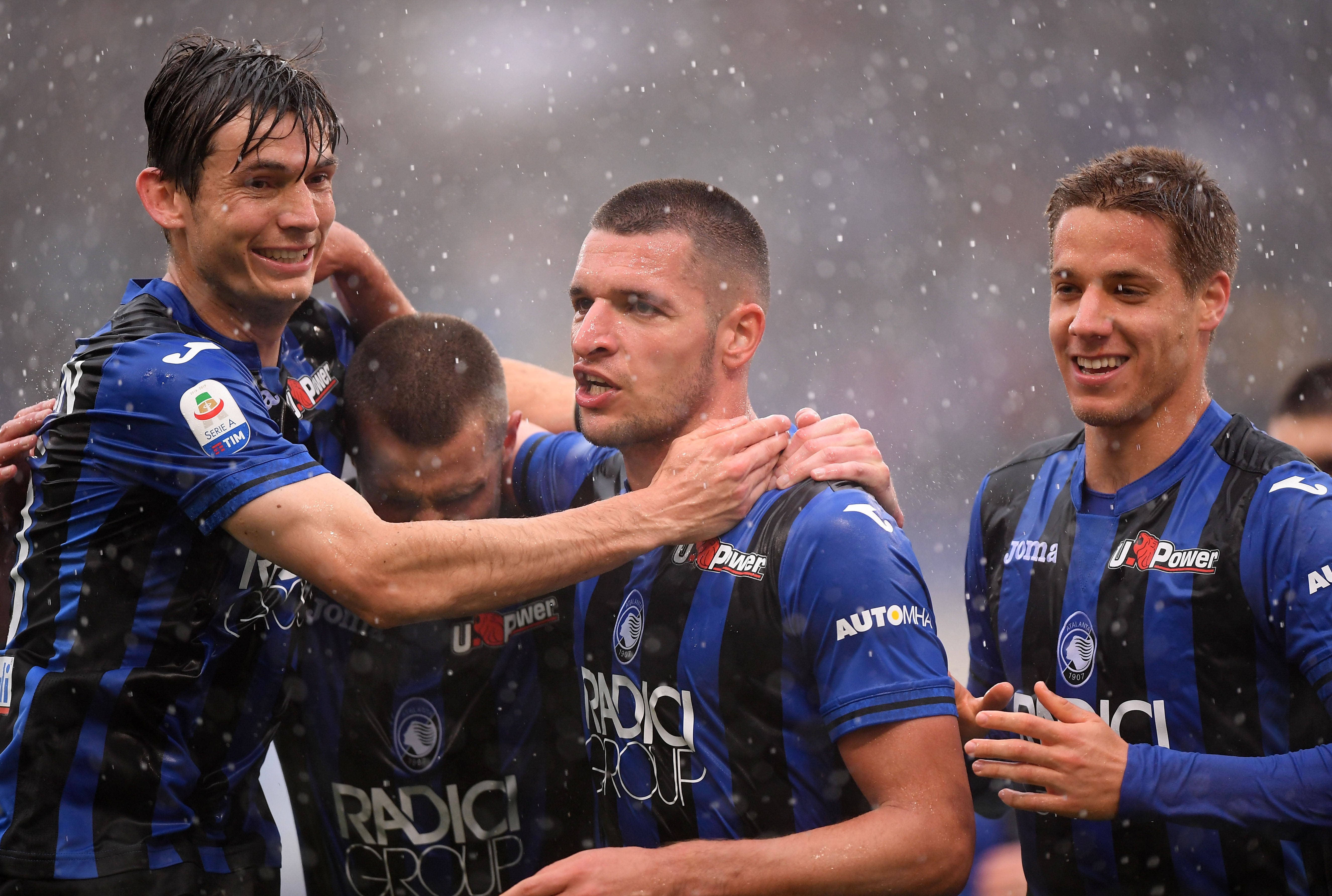 包含拉齐奥将在对阵切沃的比赛中全力拼搏的词条