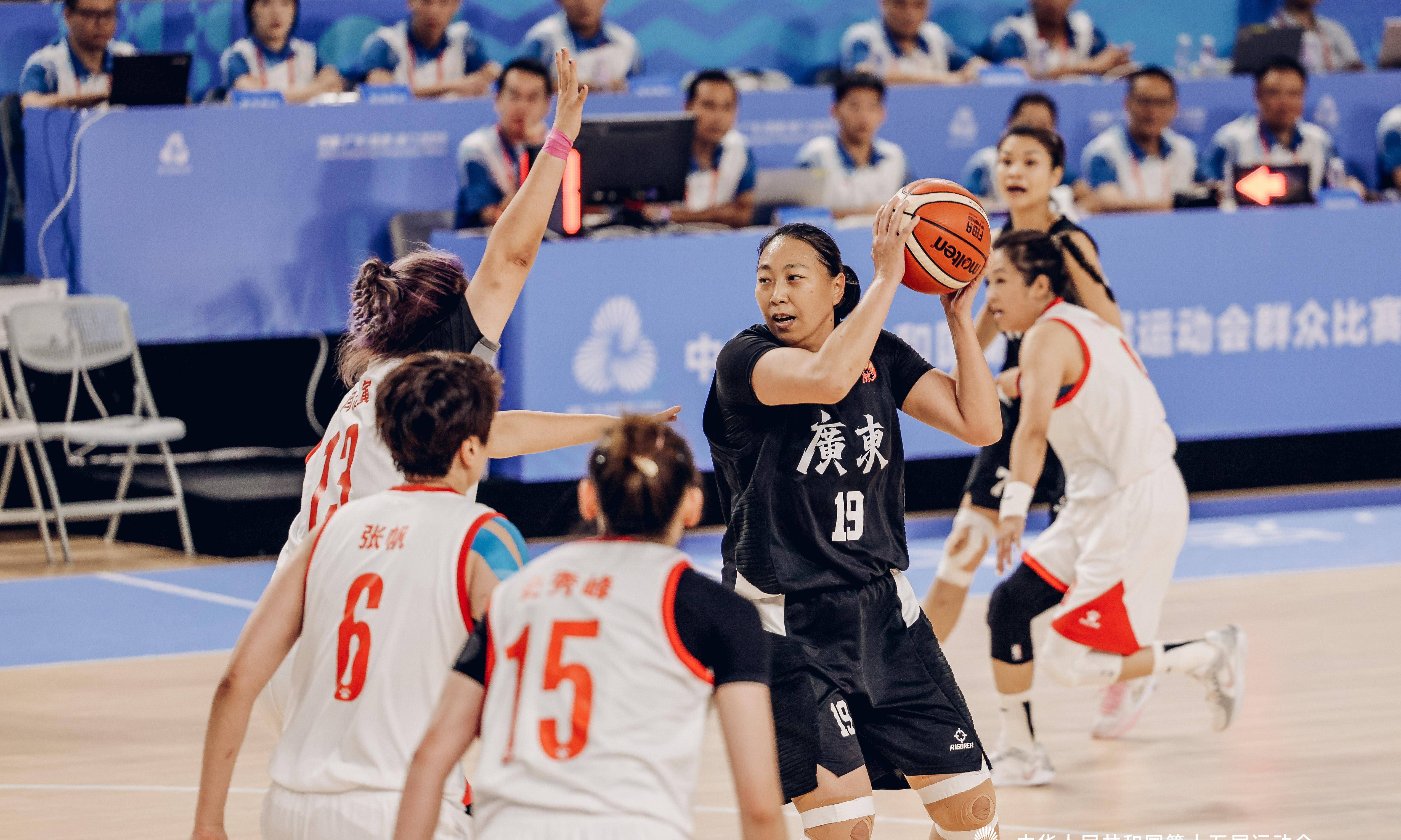 关于球员表现亮眼,关键时刻发挥稳定取得胜利的信息 关于球员表现亮眼,关键时刻发挥稳定取得胜利的信息