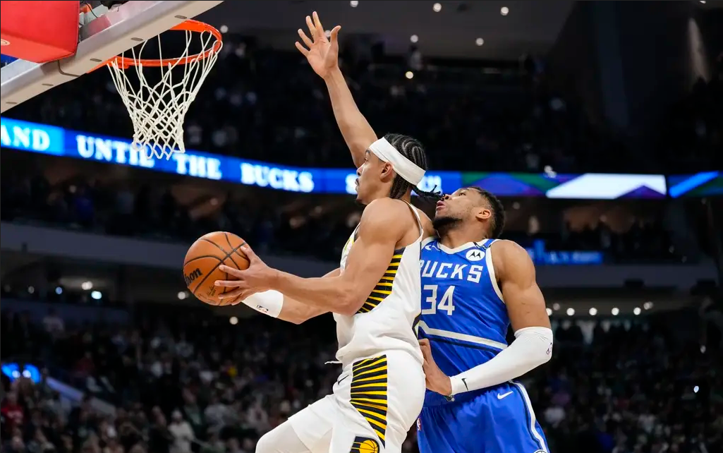 包含步行者逆转雄鹿晋级西部决赛的词条