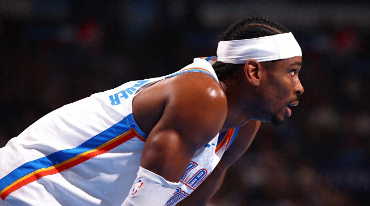 快船大胜雷霆,联盟领头羊豪取第十连胜的简单介绍