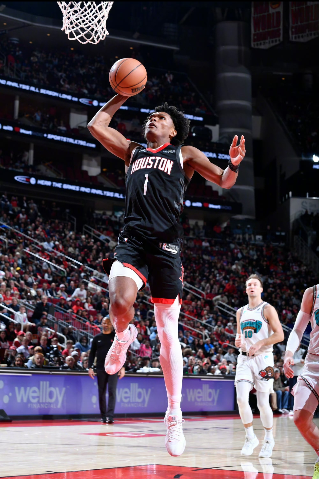 火箭逆转灰熊,取得系列赛领先 火箭逆转灰熊,取得系列赛领先