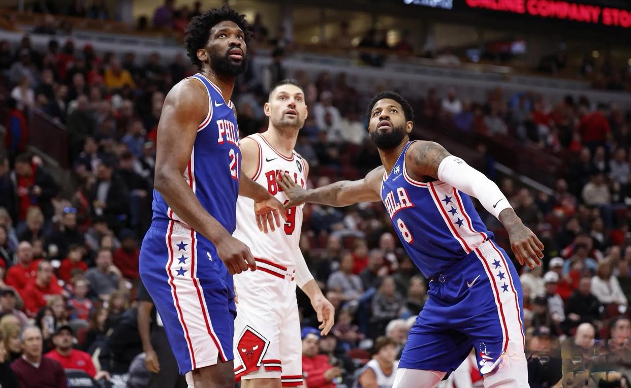 包含76人主场克骑士,取得四连胜的词条