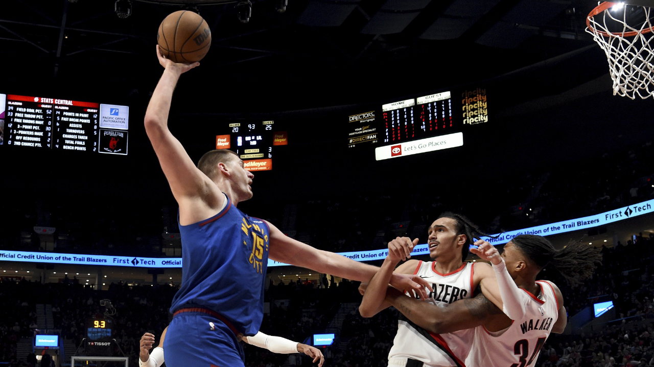 开拓者大胜掘金,继续保持不败