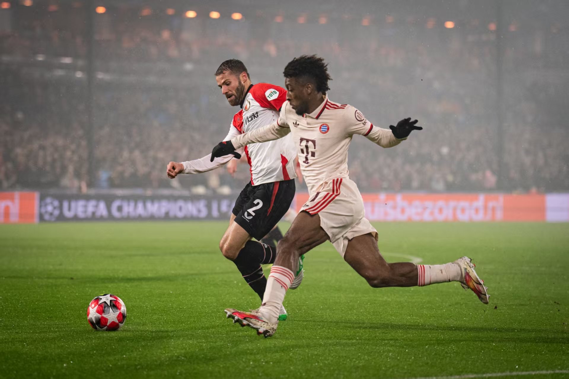 沙尔克客场挑战弗赖堡,必须全力以赴 沙尔克客场挑战弗赖堡,必须全力以赴