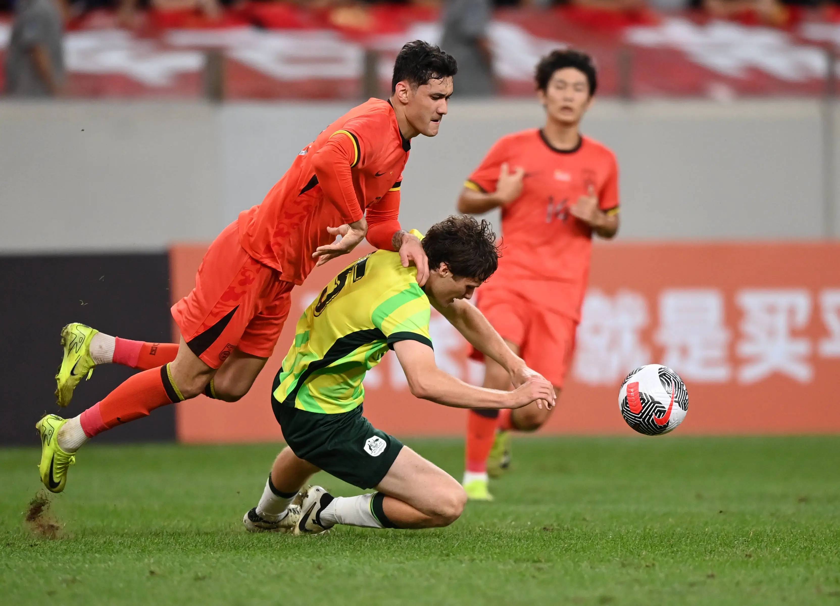 亚洲杯八强对抗,中国队晋级晋级成功 亚洲杯八强对抗,中国队晋级晋级成功