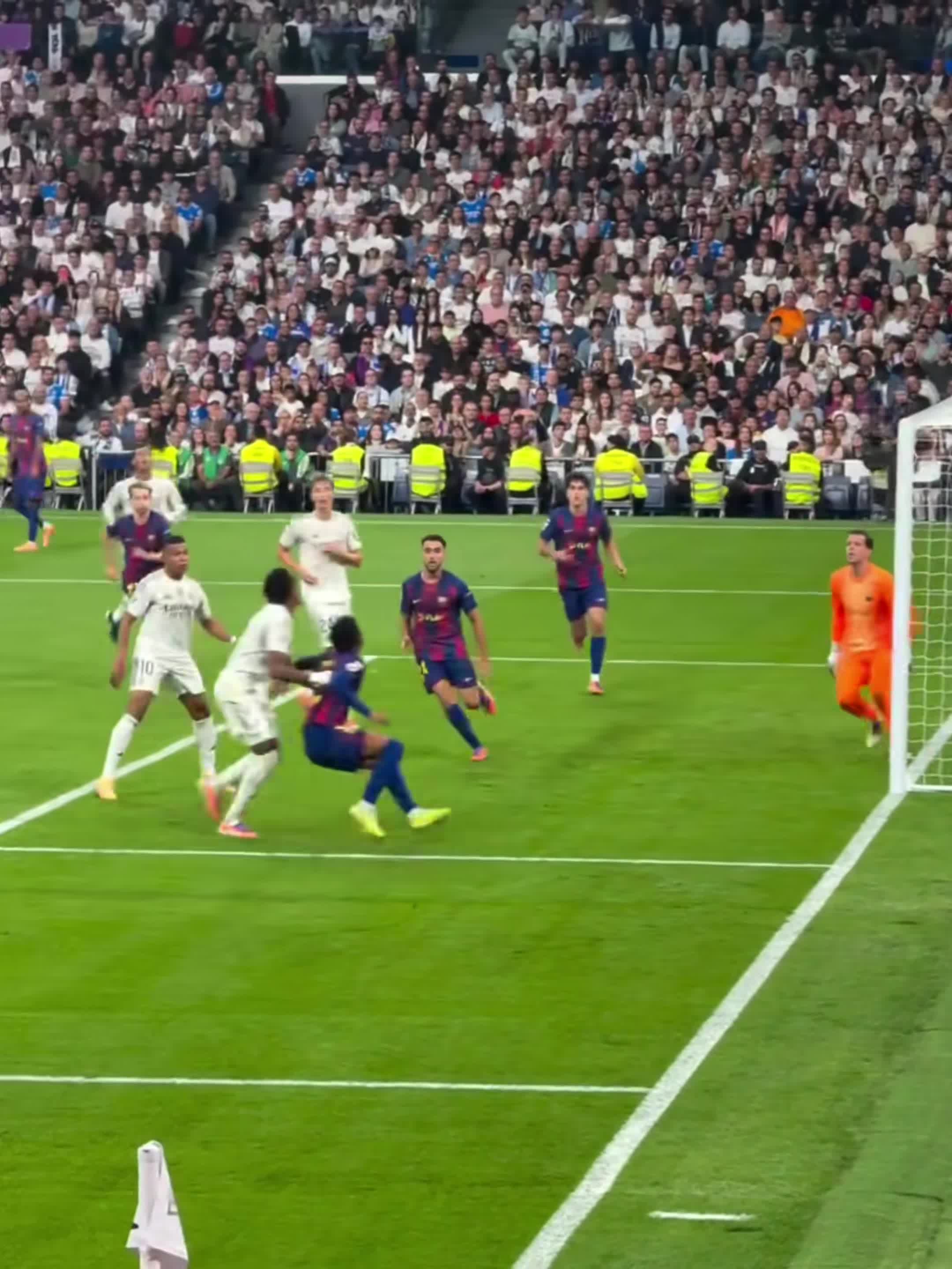 欧洲豪门俱乐部比赛引爆球迷热情