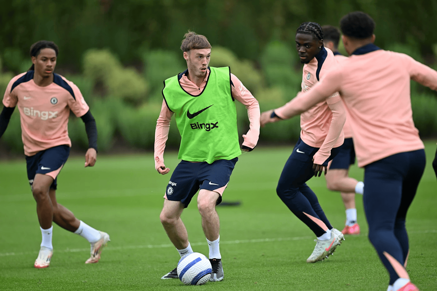 包含球队伤病潮泛滥，英超各队备战困难的词条