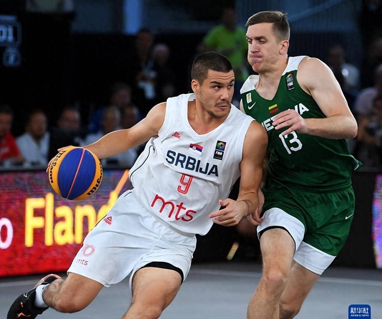 立陶宛男子游泳选手力夺冠军，夺得佳绩！的简单介绍