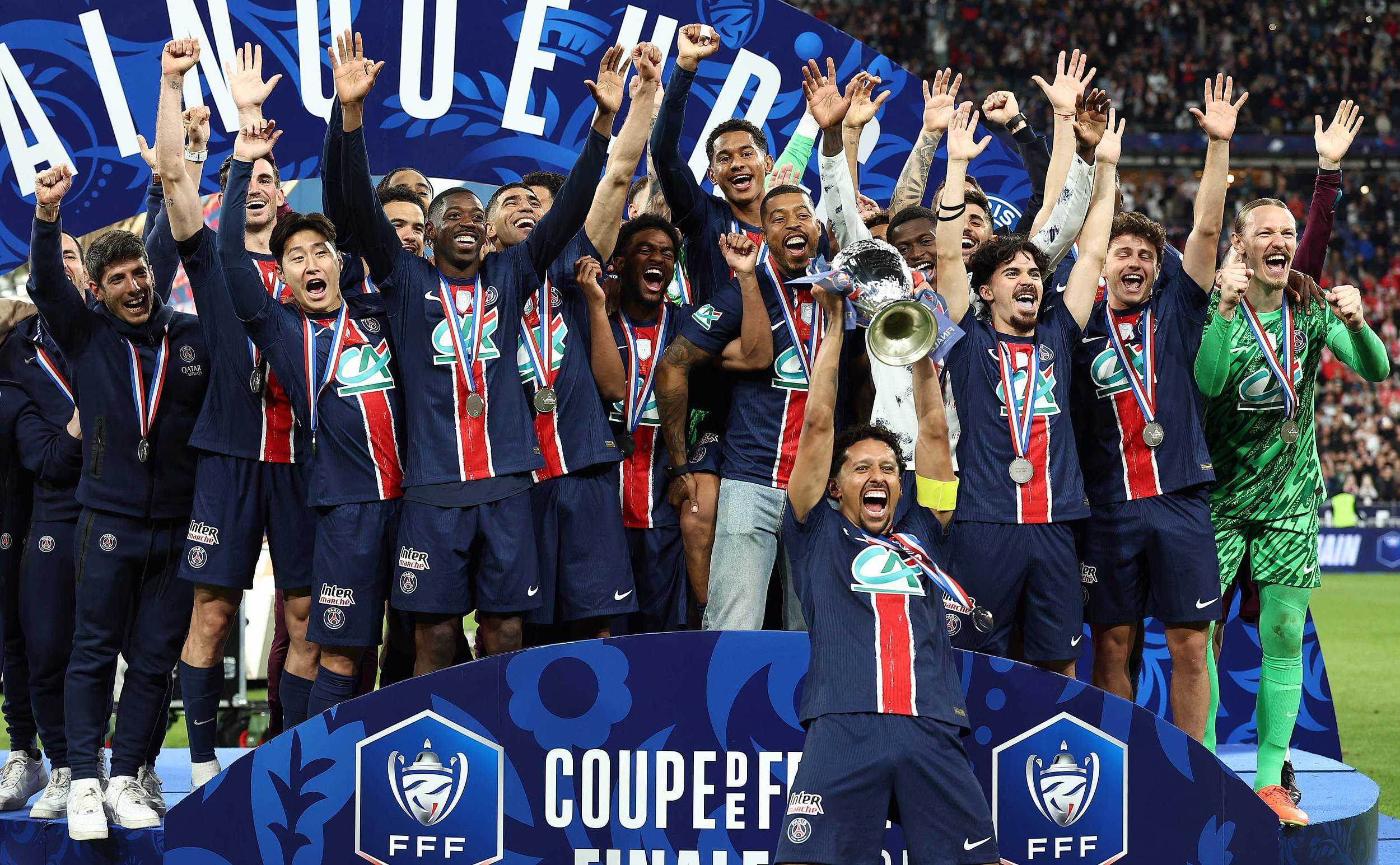 巴黎圣日耳曼险胜拜仁晋级欧冠强四的简单介绍