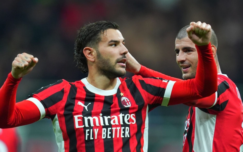 AC米兰客场横扫对手，再续连胜纪录